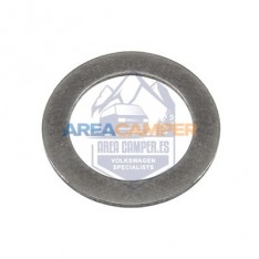 Shim for distributor driveshaft, petrol engines